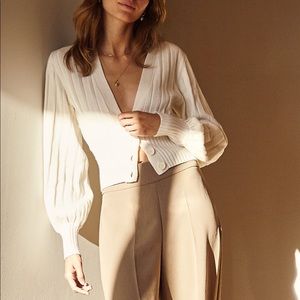 Wilfred Plunge Cardigan in Oak